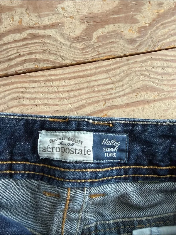 Aeropostale Hailey Skinny Flare Jeans Size 5/6 - Image 3