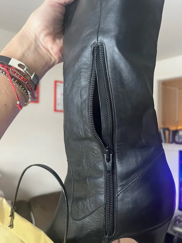 Banana Republic over the knee “Evie” black leather boots CIRCA 2007!! - Image 8