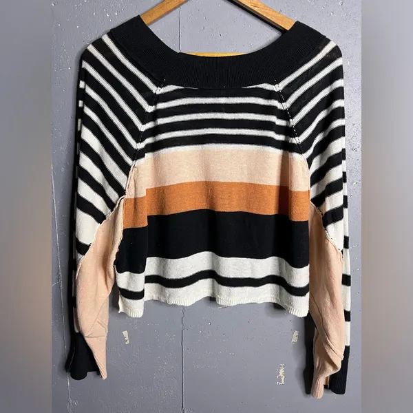 “FREE PEOPLE” Block Party Striped Crop PullOver. Size Small - Image 6