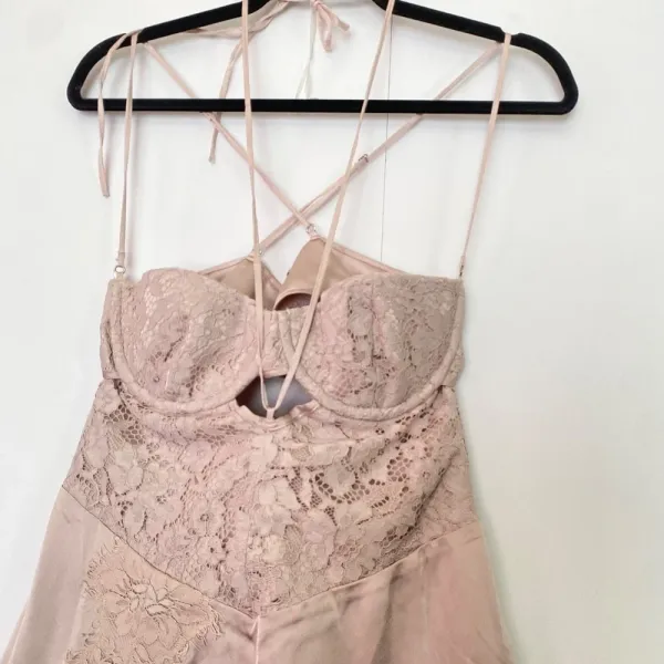 HOUSE OF CB 'Georgia' Crystal Satin and Lace Midi Dress cutout Size‎ M NWOT - Image 9