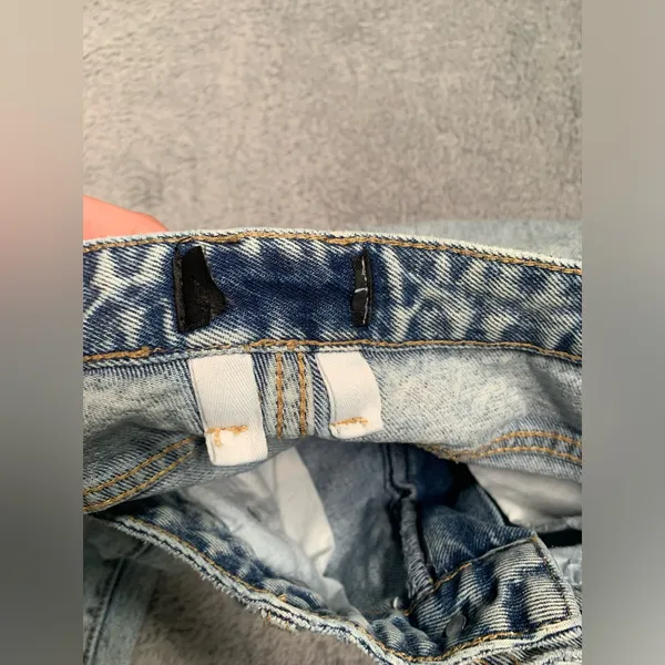 White fox boutique Light Wash Denim Jeans 27 - Image 6