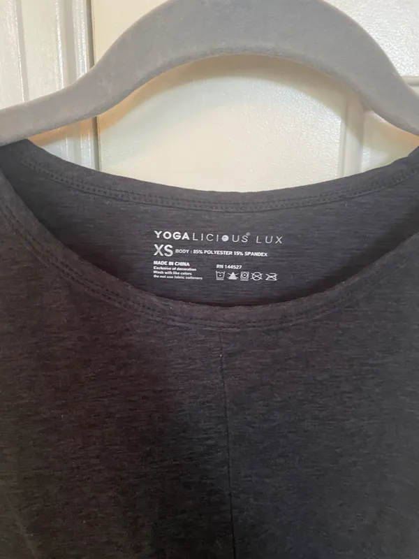 Yogalicious Twist Crop Tank - Image 2