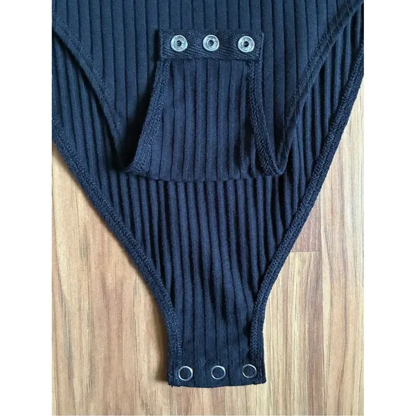 NWT Arizona Jean Co. Black Ribbed Knit Square-Neck Tank Bodysuit - Size S - Image 2