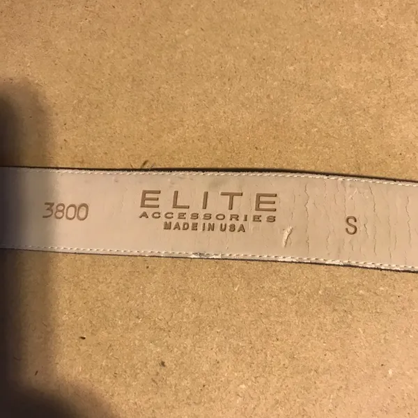 Elite Accessories Plastic Rock Buckle Leather Belt (S) - Image 10