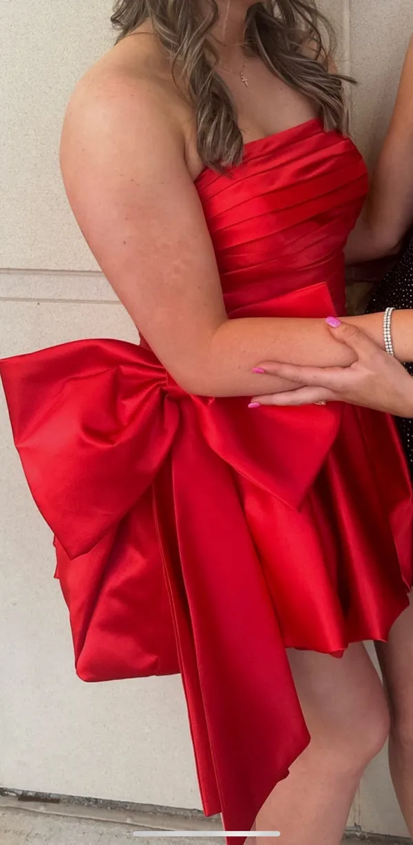 Formal / Semi Formal Dress Red Size 8 - Image 2
