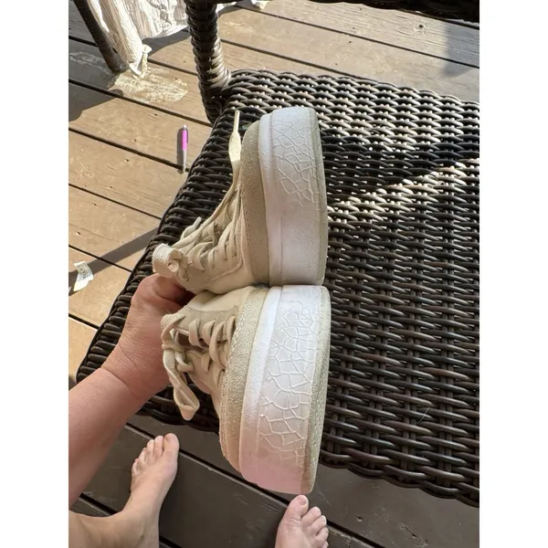 Kizik Prague model Size Women 7.5 Men 6 Beige Sneaker Tennis Shoe - Image 6