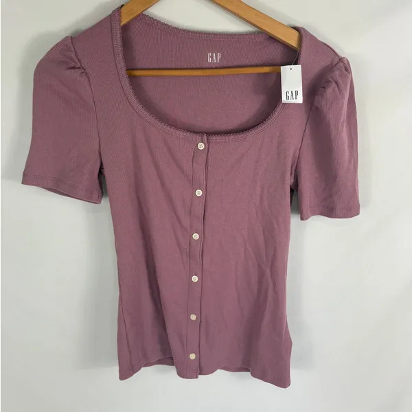 NWT Gap Scoopneck Ribbed Puff Sleeve Top Size Small - Image 2