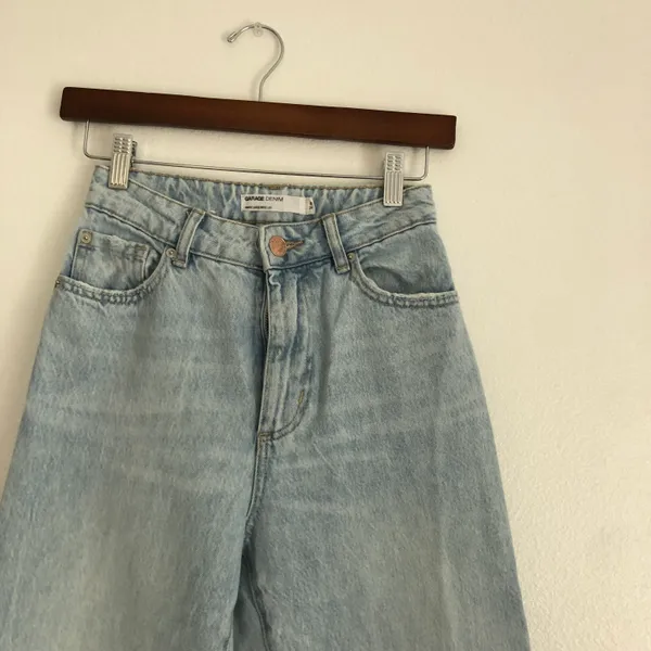 Garage high waisted wide leg light wash jeans - Image 2