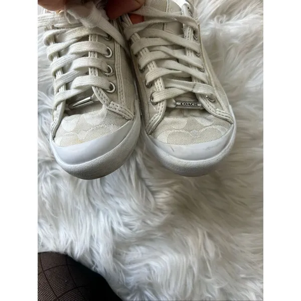 Coach white Francesca sneaker size 5B - Image 5