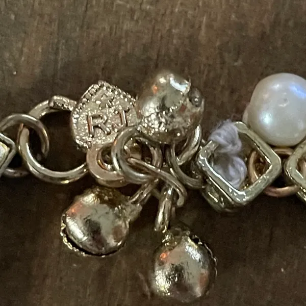 Vinthae RJ Signed Pearl Anklet Gold - Image 4