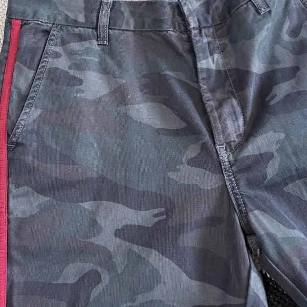 Sundry x Anthropologie Side Trim Camo Le Soleil Pants in Charcoal Size 27 - Image 13