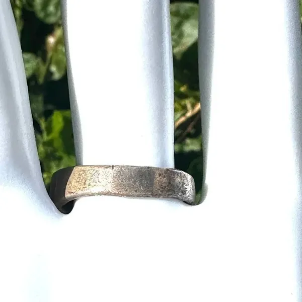 Dp Vintage Sterling Onyx and Turquoise Inlay Band ring - Image 4