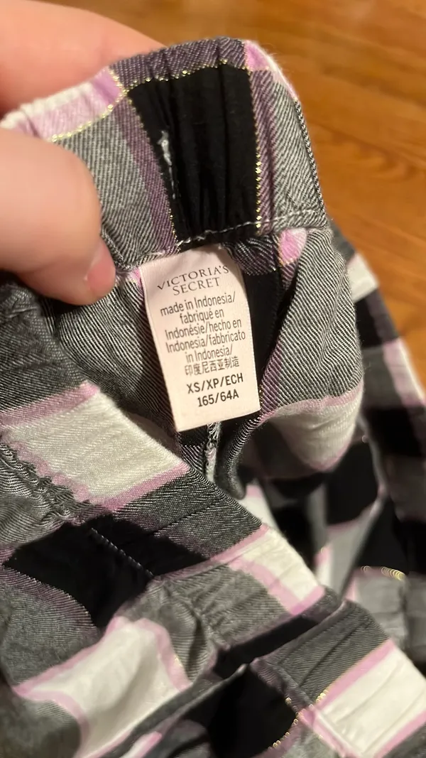 Victoria's Secret Plaid PJ Set - Image 7