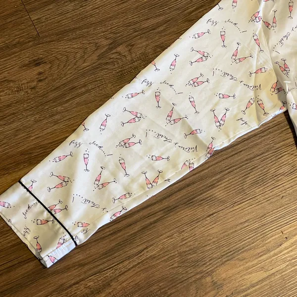 Victoria’s Secret Satin Feel Champagne Print Pajama Top Medium White Pink Black - Image 11