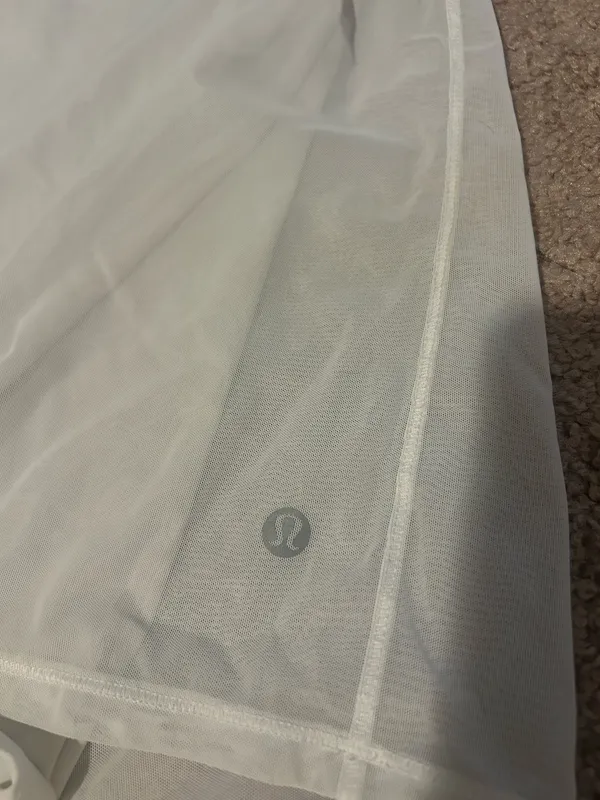 Lululemon White Mesh Sleeveless Tank Top - Image 4