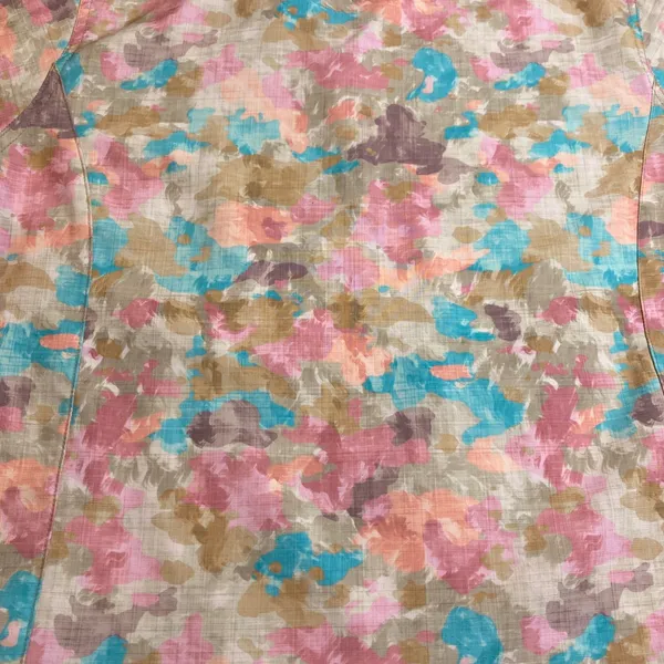 Carhartt Scrub Top Women's Size L Multicolor Abstract Camo Modern Fit V-Neck EUC - Image 4