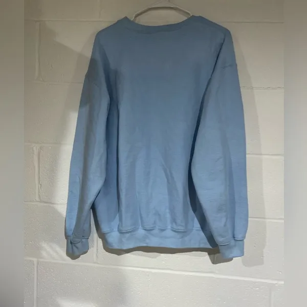 Gildan blue crewneck large - Image 5
