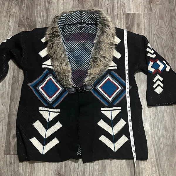 Steel Roses Aztec Cardigan | Faux Fur Collar | Boho Western . - Image 11