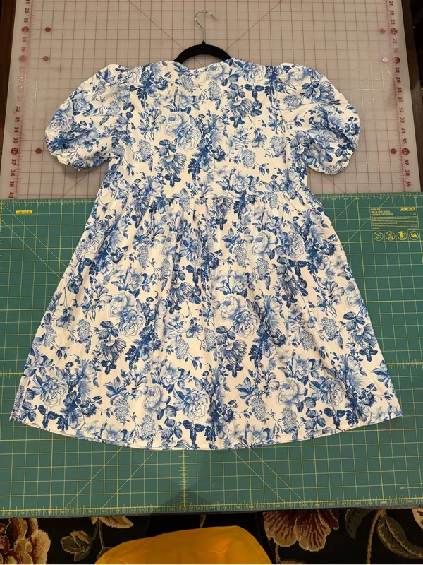 Amazon Blue and White Floral Mini Dress with Bow Detail - Image 5