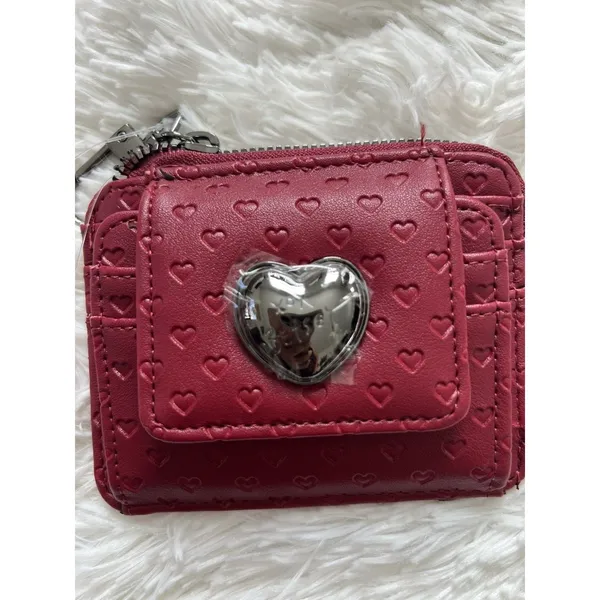 NWT Betsey Johnson Cranberry Red Embossed Hearts Card Case Wallet Keychain Clip - Image 4