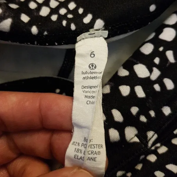 Lululemon Crop Leggings 6 - Image 8