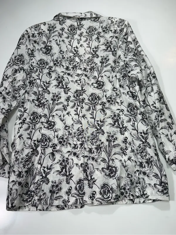Joie 100% Linen White and Black Floral Blazer Size Medium - Image 8