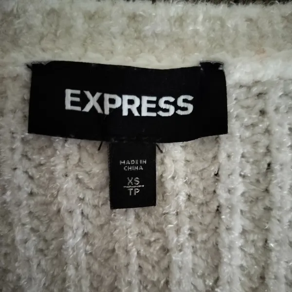 Express Size XS Cropped V Neck Sweater Chenille Ribbed Knit Ivory Oversized Boxy - Image 3