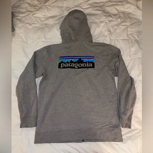 Patagonia Heather Gray Zip-Up Jacket Size Medium AS IS - Image 2