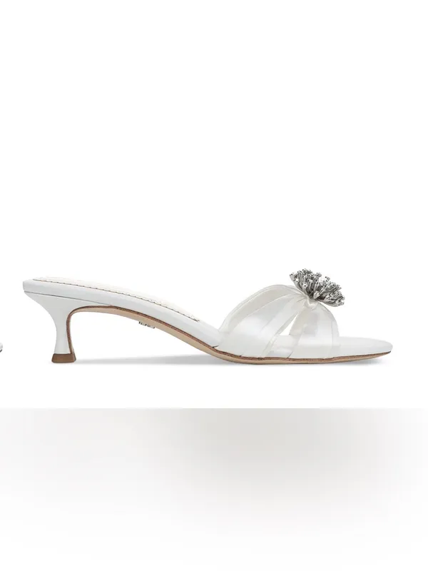 NWOB Sam Edelman White Satin Bridal Kitten Heel Slide with Crystal Brooch Size 6 - Image 4