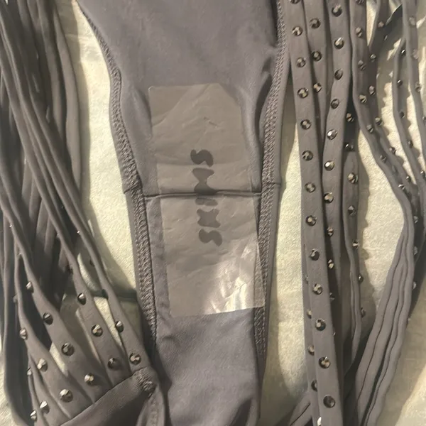 Skims rhinestone swim strappy bikini bottom in gunmetal size 2X - Image 7