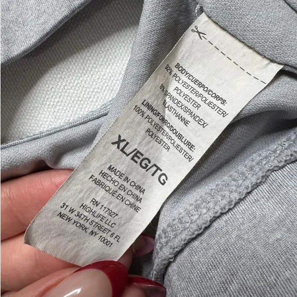 Reebok Light Gray Sports Bra Moisture Wicking Sz XL - Image 7