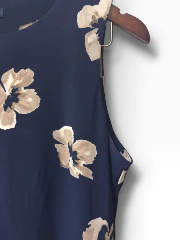 Tommy Hilfiger | NWOT Navy Cream Floral Print Sleeveless Shift Dress (Size 6) - Image 5