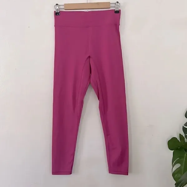 NOLI Leggings EUC   - Image 2