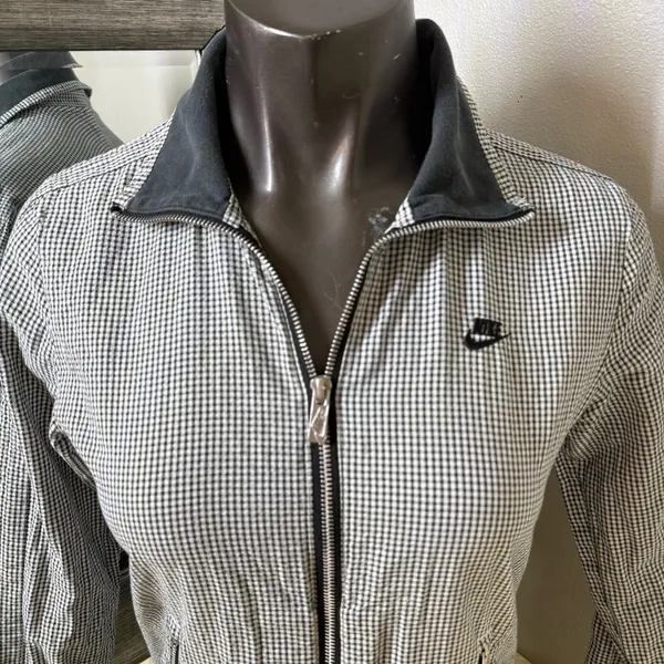 Vintage 90’s Nike Black and White Bomber Jacket with Stand-Up Collar - Image 3