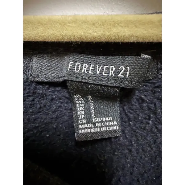 Forever 21 Keep Your Cool Graphic Sweatshirt Women S Black Vintage Wash Crewneck - Image 4
