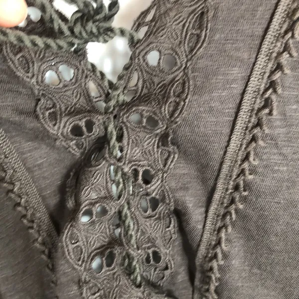 American Eagle Long-sleeve Lace front tie shirt - Image 4