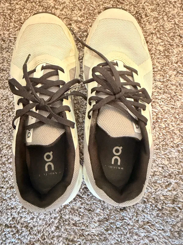 On Cloud sneakers - Image 2