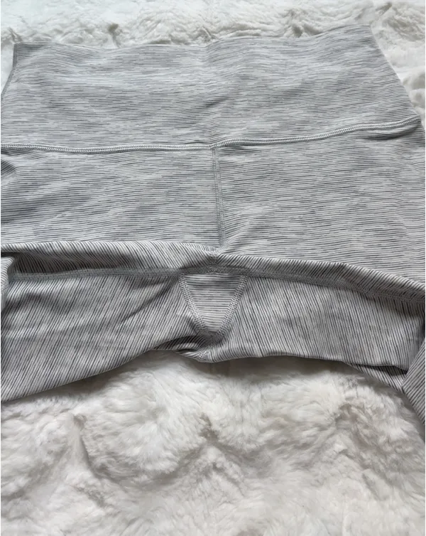 Lululemon Wunder Under Luxtreme Leggings, 25" Size 10 - Image 4