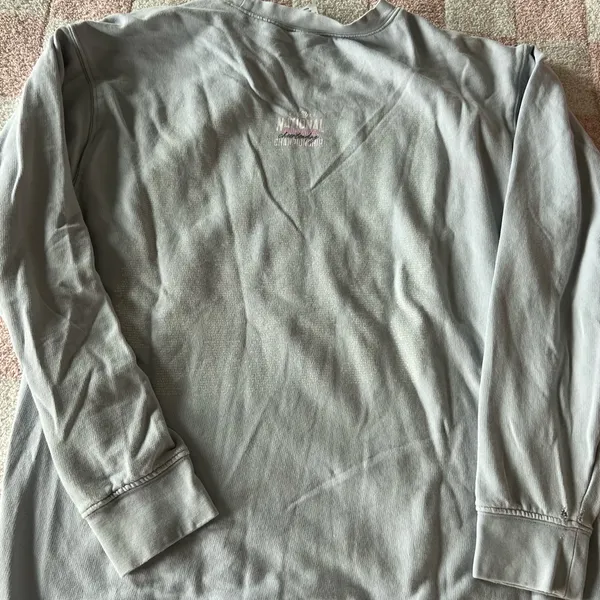 Light Gray Sweatshirt - Image 5