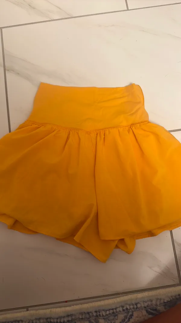 OFFLINE by Aerie cross over shorts - Image 2