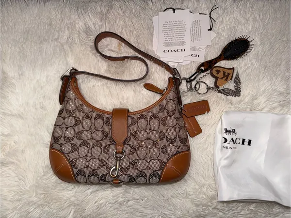 Coach Hampton Hobo jacquard Shoulder Bag - Image 3