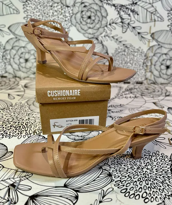 Cushionare Kitten Dress Sandal - Image 3