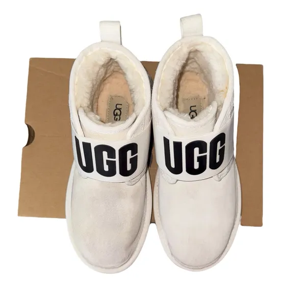 UGG White Neumel II Graphic Lined Ankle Boots With Box size 6 - Image 5