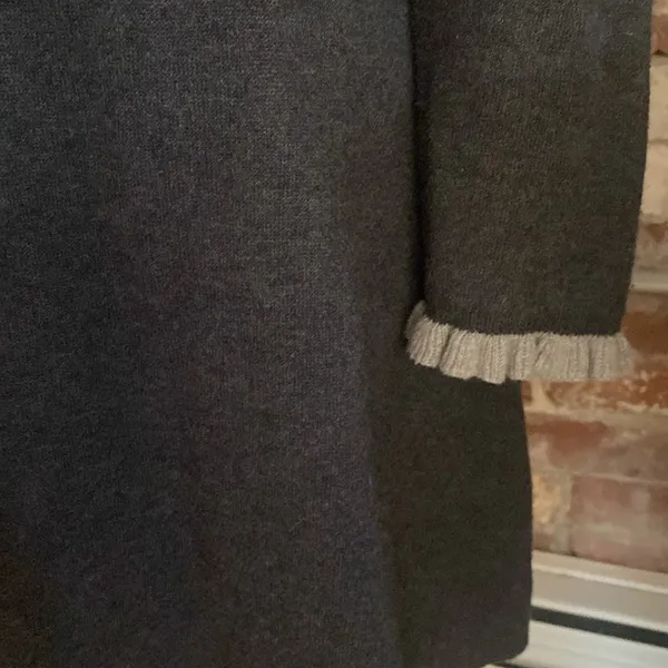 Adrienne Vittadini Gray Ruffle Cuff and Neck Long Sleeve Sweater Dress Size M - Image 2