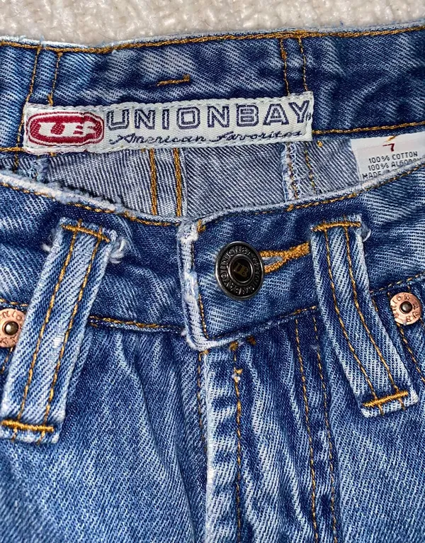 High Waisted Shorts - Image 3