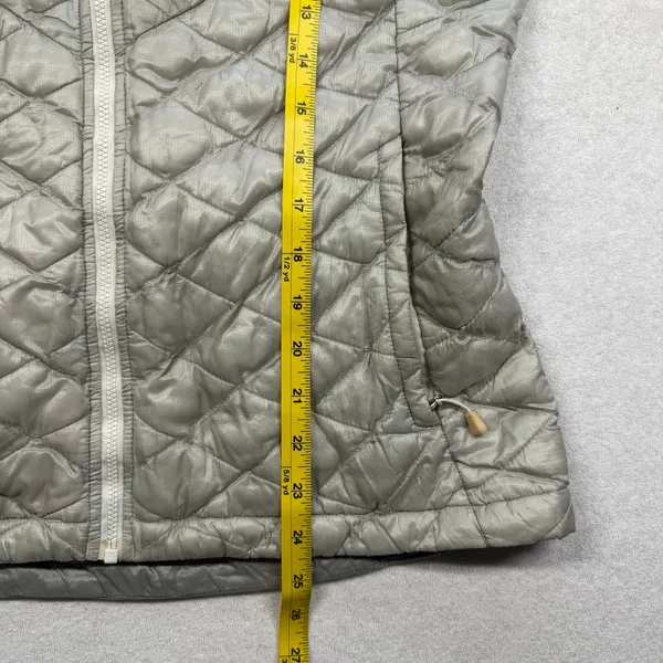 The North Face ThermoBall Jacket Women’s Small Silver Gray Quilted Puffer - Image 7