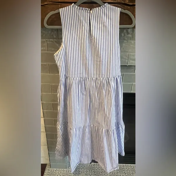 J. Crew Blue White Stripped Seersucker Tiered Dress Size 4 Preppy Southern EUC - Image 3