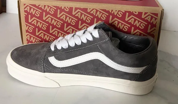 Women Old Skool Suede Size 9.5 - Image 7