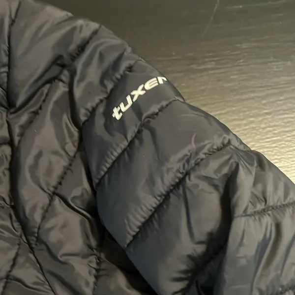 Tuxer Black Puffer Jacket with Hood‎ Womens Large Fitted Quilted Coat - Image 2