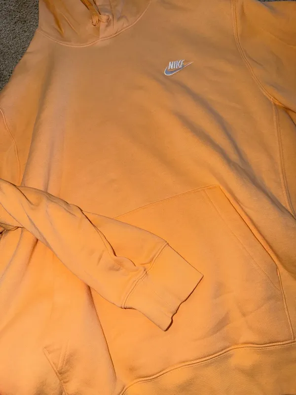 Nike hoodie - Image 2